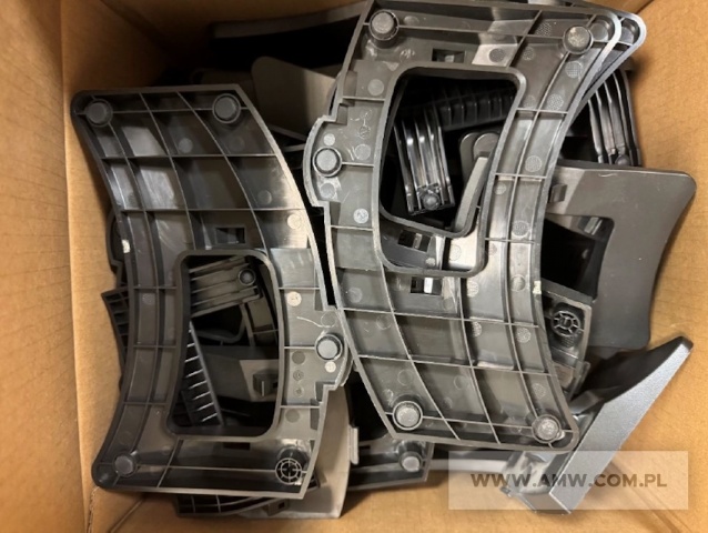 Telefony VoIP (260 szt.) - pakiet zawierający 7 poz. asort. (wg oddzielnego wykazu) 